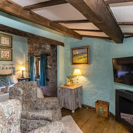 Отель El Querol Vell