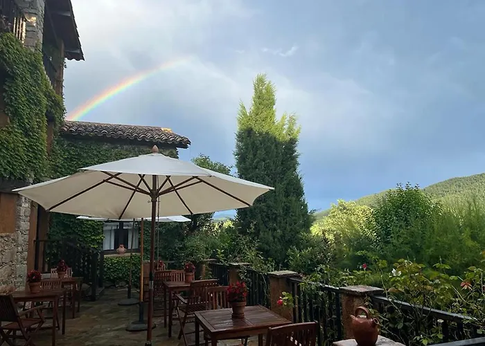 El Querol Vell מלון 3*